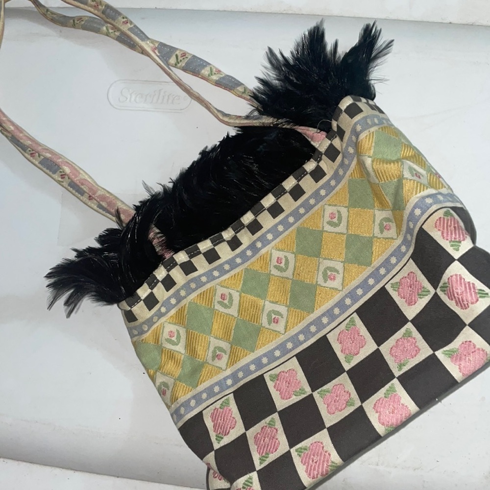 SALE💚
 Lynn Carmelo purse🏁